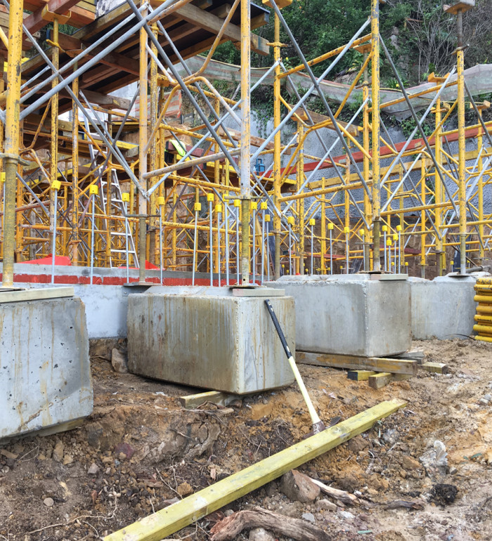 CWM12 - concrete blocks used as temp foundation blocks